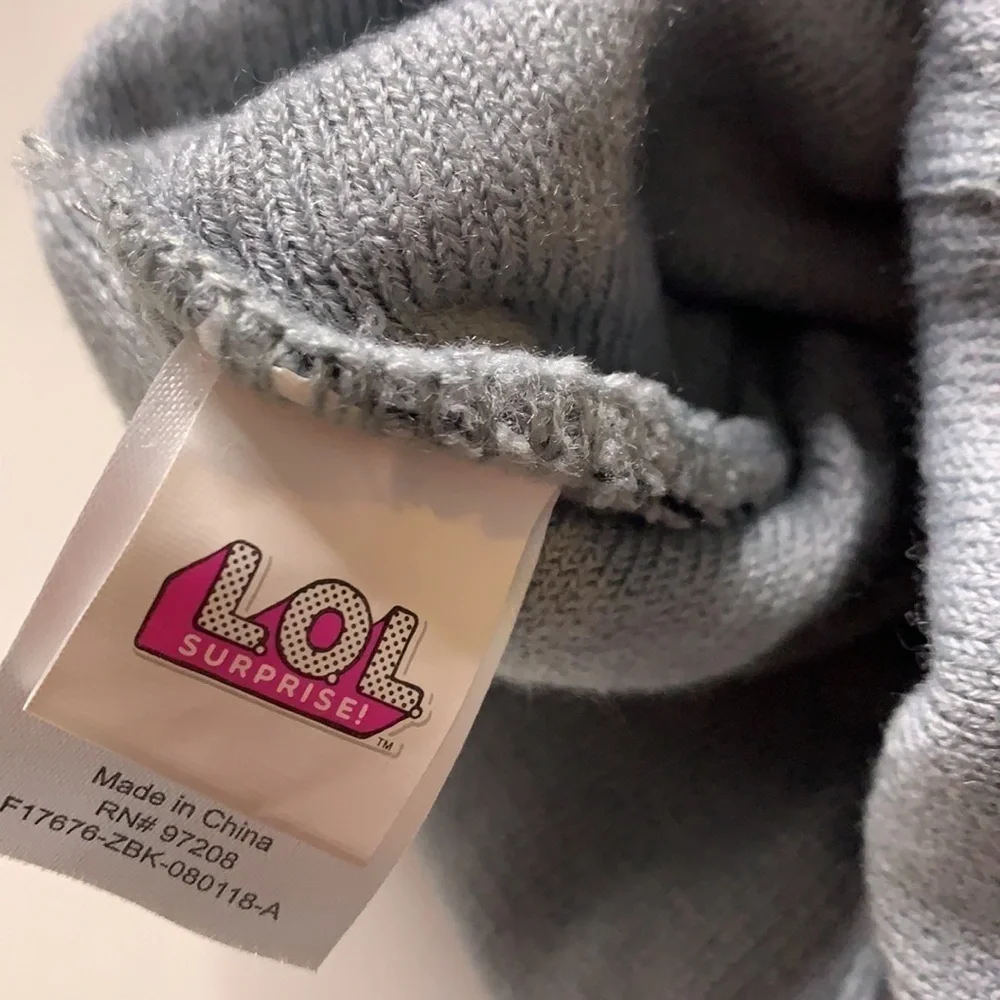 LOL Surprise doll Pom Pom winter beanie hat grey one size kids